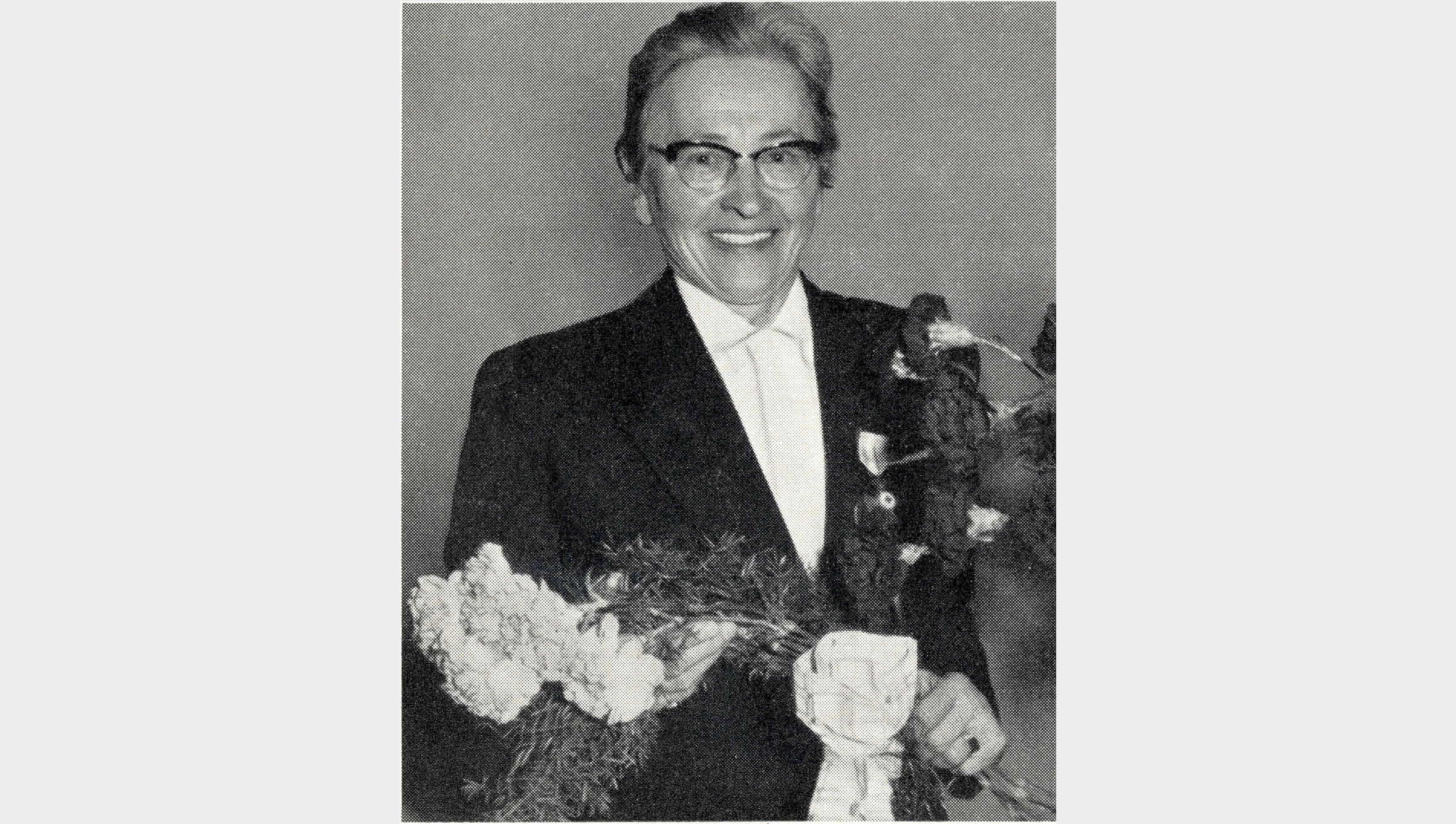 Mit der Arbeitnehmervertreterin Therese Seitz zog 1957 erstmals eine Frau in den Aufsichtsrat der Bayerischen Vereinsbank ein. 1969 beschäftigte die Bank rund 4.300 Mitarbeiter, die Hälfte davon Frauen. 1948 lag der Anteil noch bei einem Drittel.
